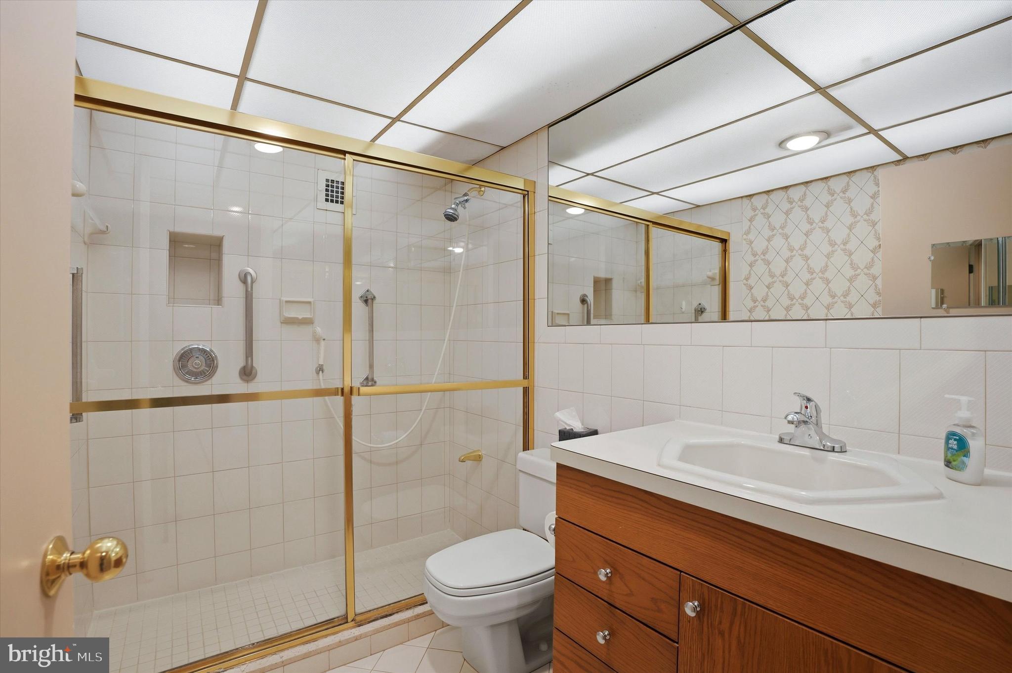 GREEN HILL - Residential