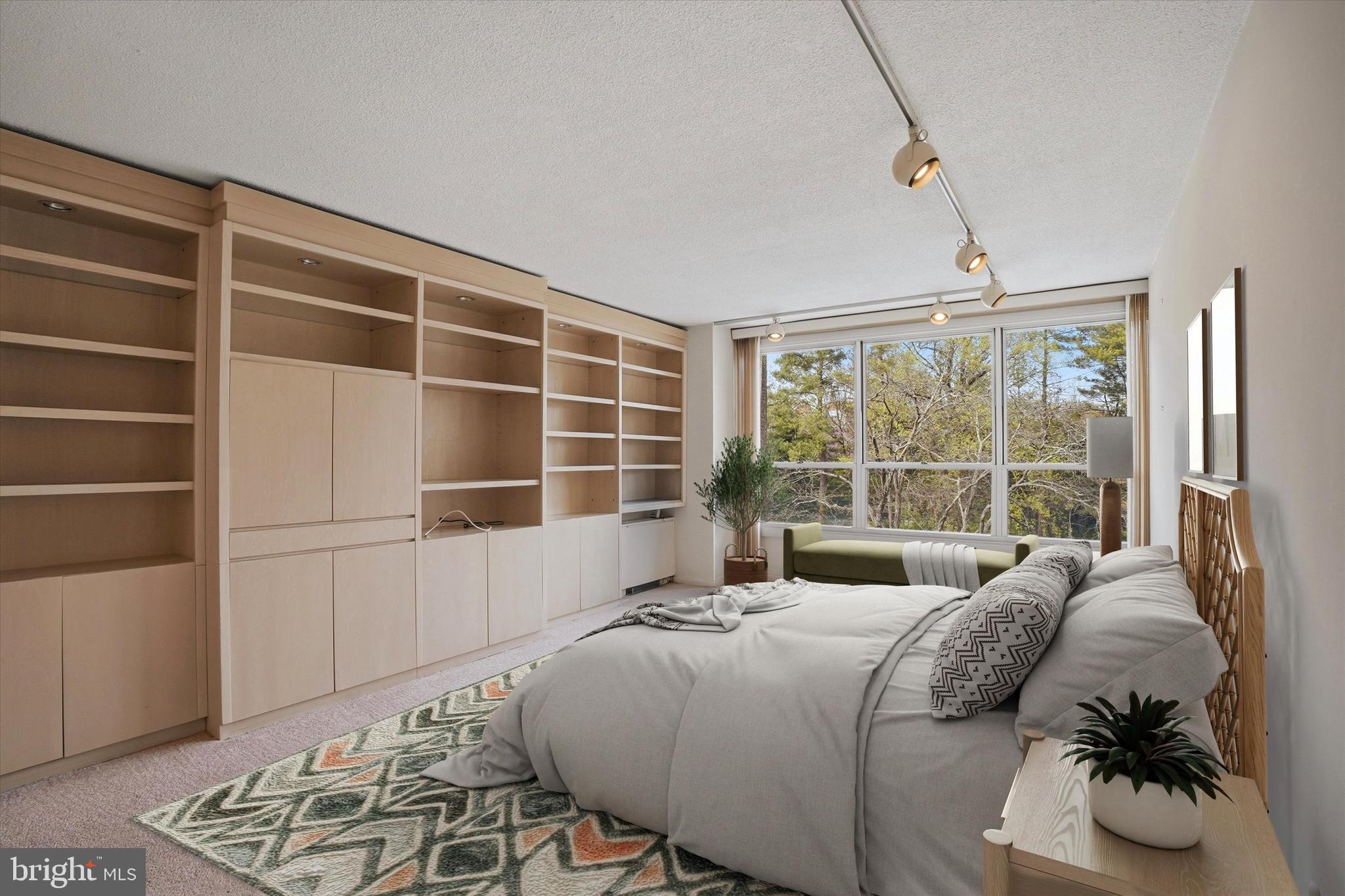 GREEN HILL - Residential