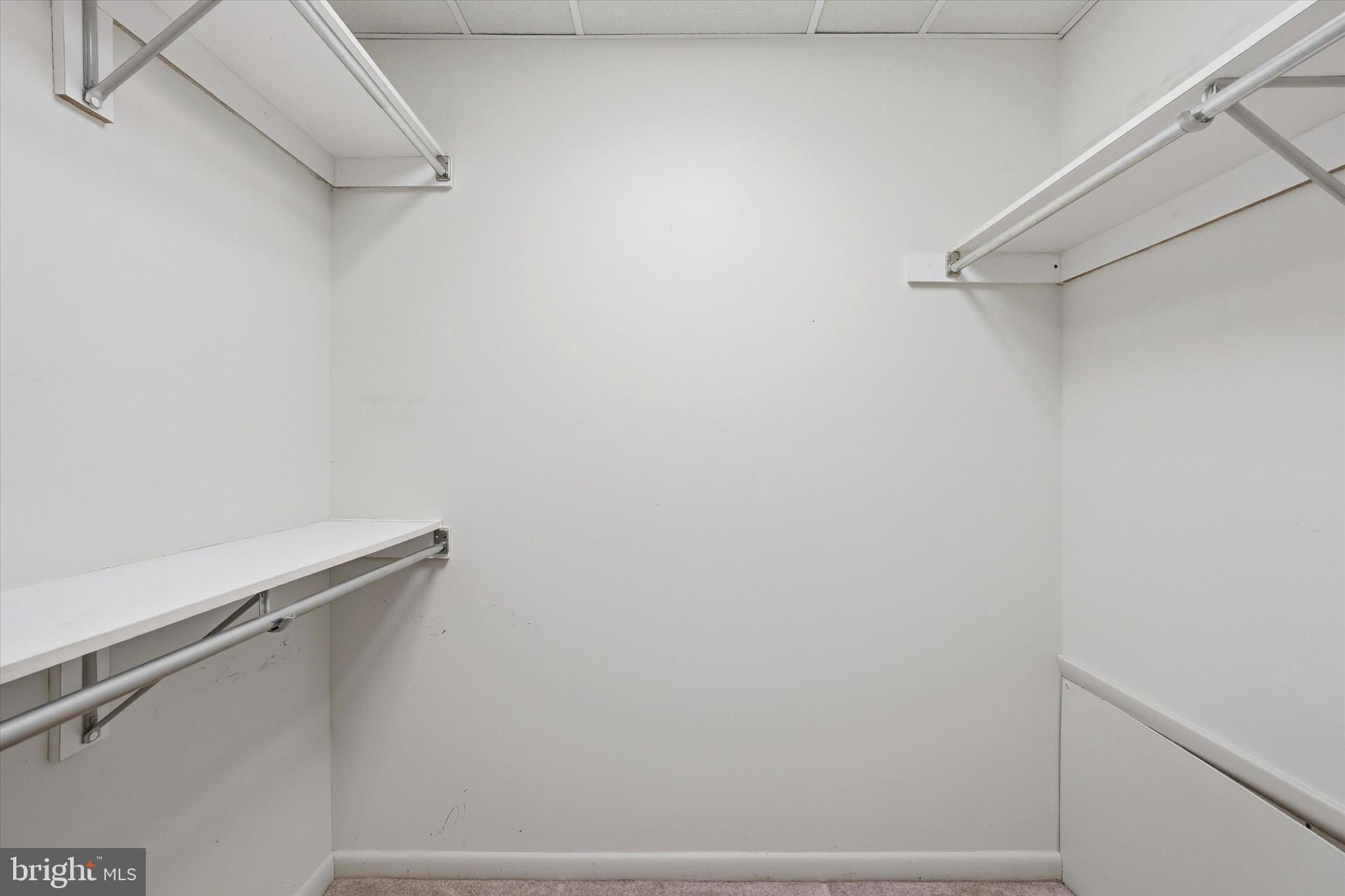 GREEN HILL - Residential