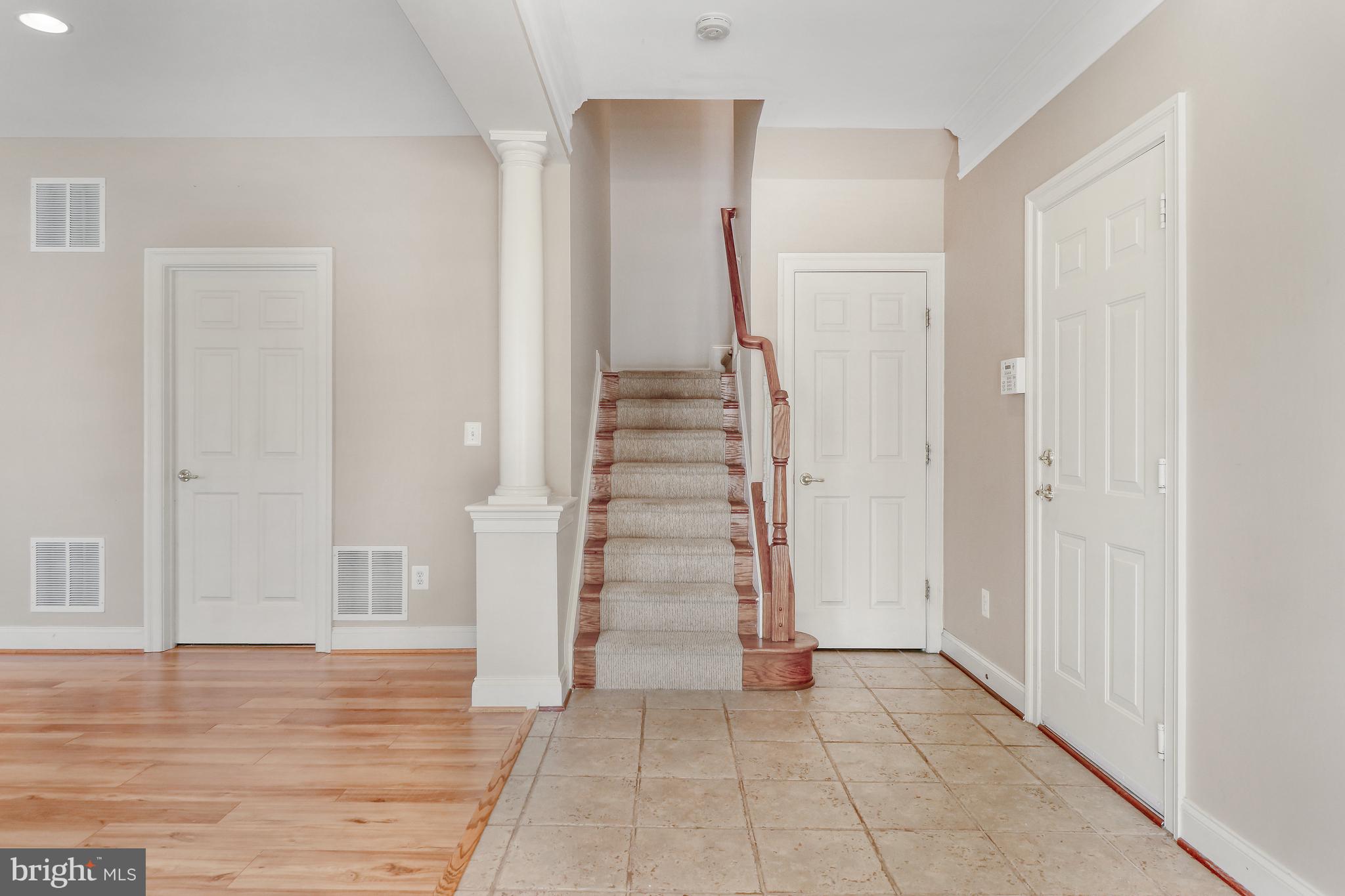 LORTON VALLEY NORTH - Residential Lease