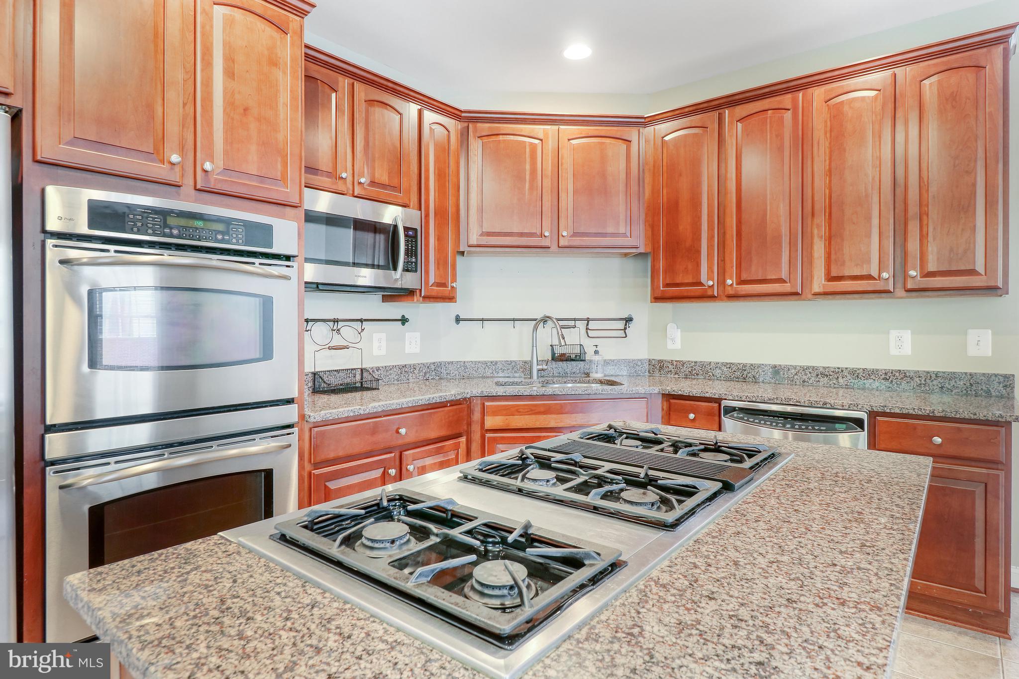 LORTON VALLEY NORTH - Residential Lease