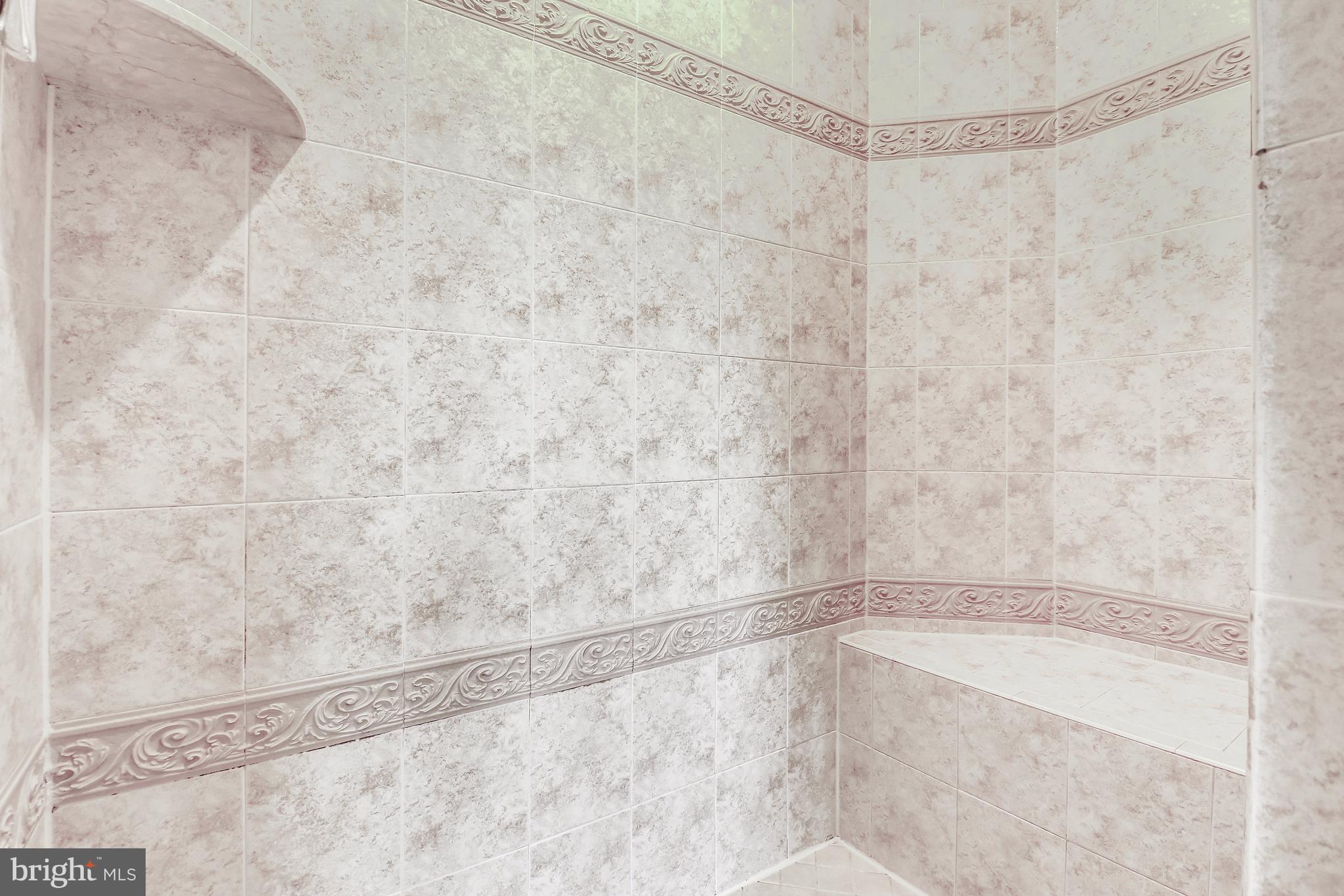 LORTON VALLEY NORTH - Residential Lease