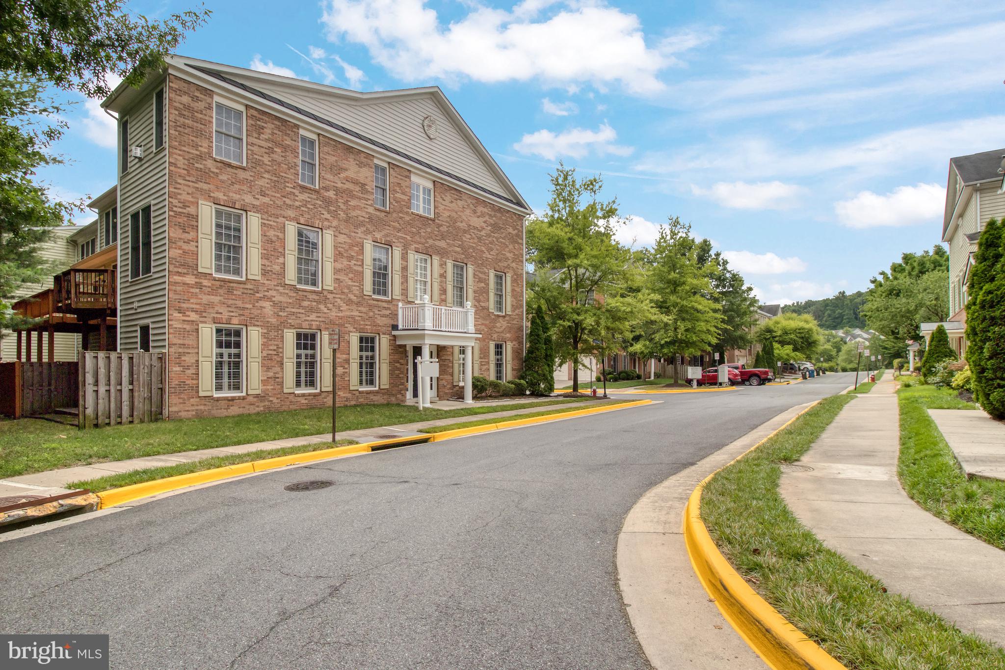 LORTON VALLEY NORTH - Residential Lease