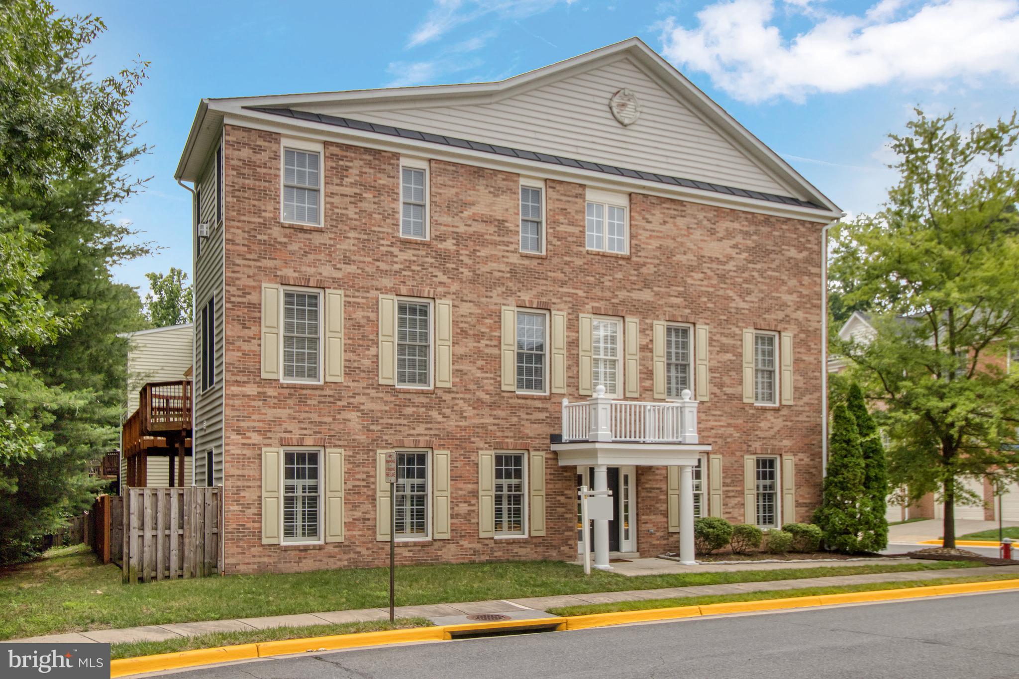 LORTON VALLEY NORTH - Residential Lease