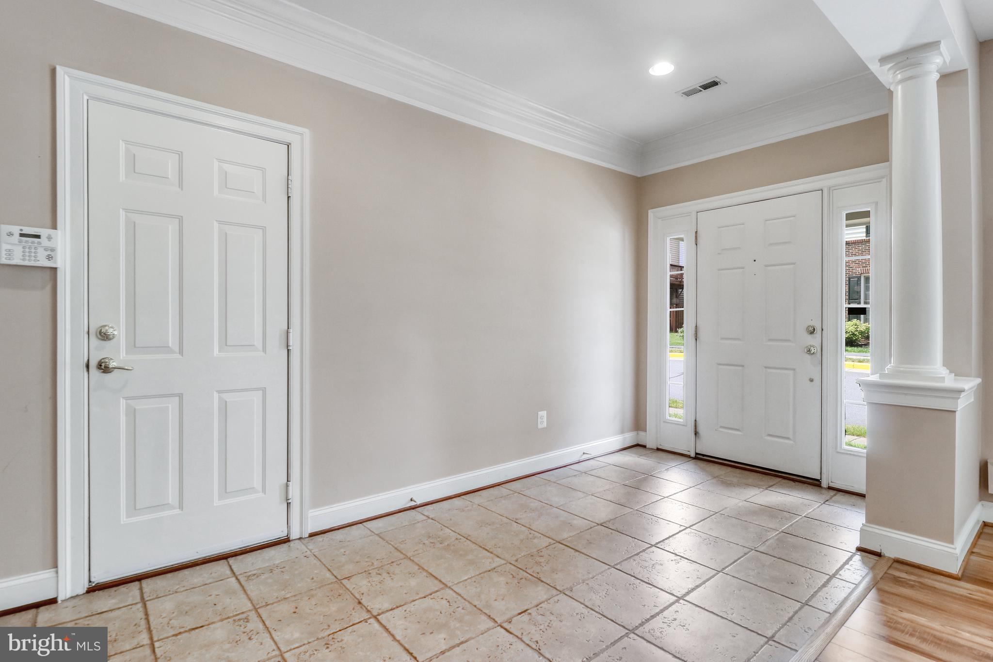 LORTON VALLEY NORTH - Residential Lease