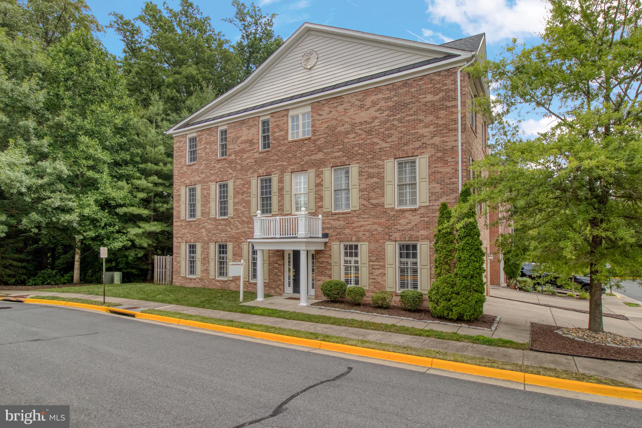 LORTON VALLEY NORTH - Residential Lease