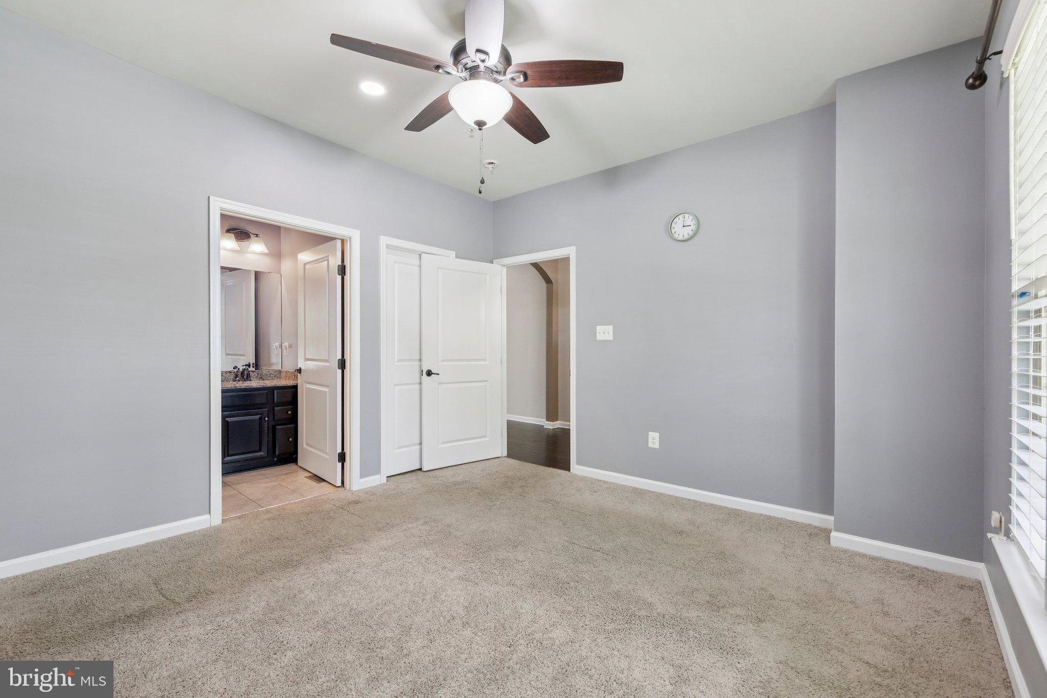 OAKDALE VILLAGE - Residential