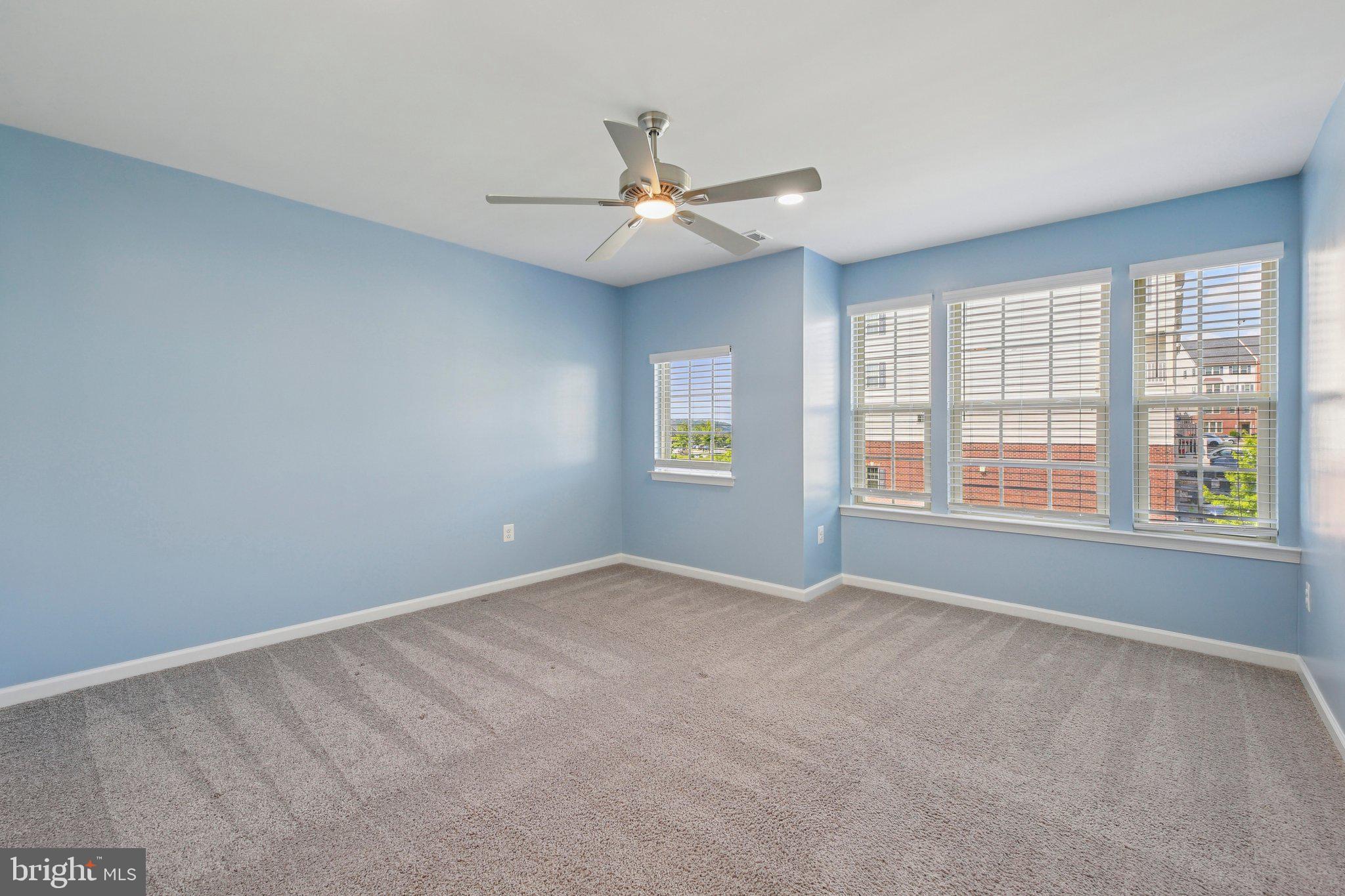 OAKDALE VILLAGE - Residential