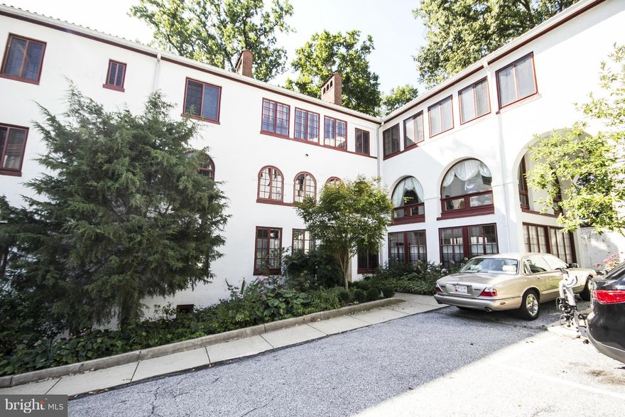 Gorgeous renovation blends 21st Century finishes with Old World charm that Tuscany Canterbury is known for! A stylish kitchen w/granite breakfast bar opens to a formal dining room that flows into a large living room w/working fireplace. Huge sunroom is a bonus! 3 bedrooms w/2 stunning baths. Refinished hardwood floors throughout. This is a condo not a co-op, only two flights up! Garage conveys.