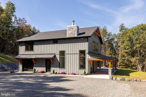 Homes For Sale - 102 Bluffs Ridge Road<br/> Mineral County, FORT ASHBY, WV 26719