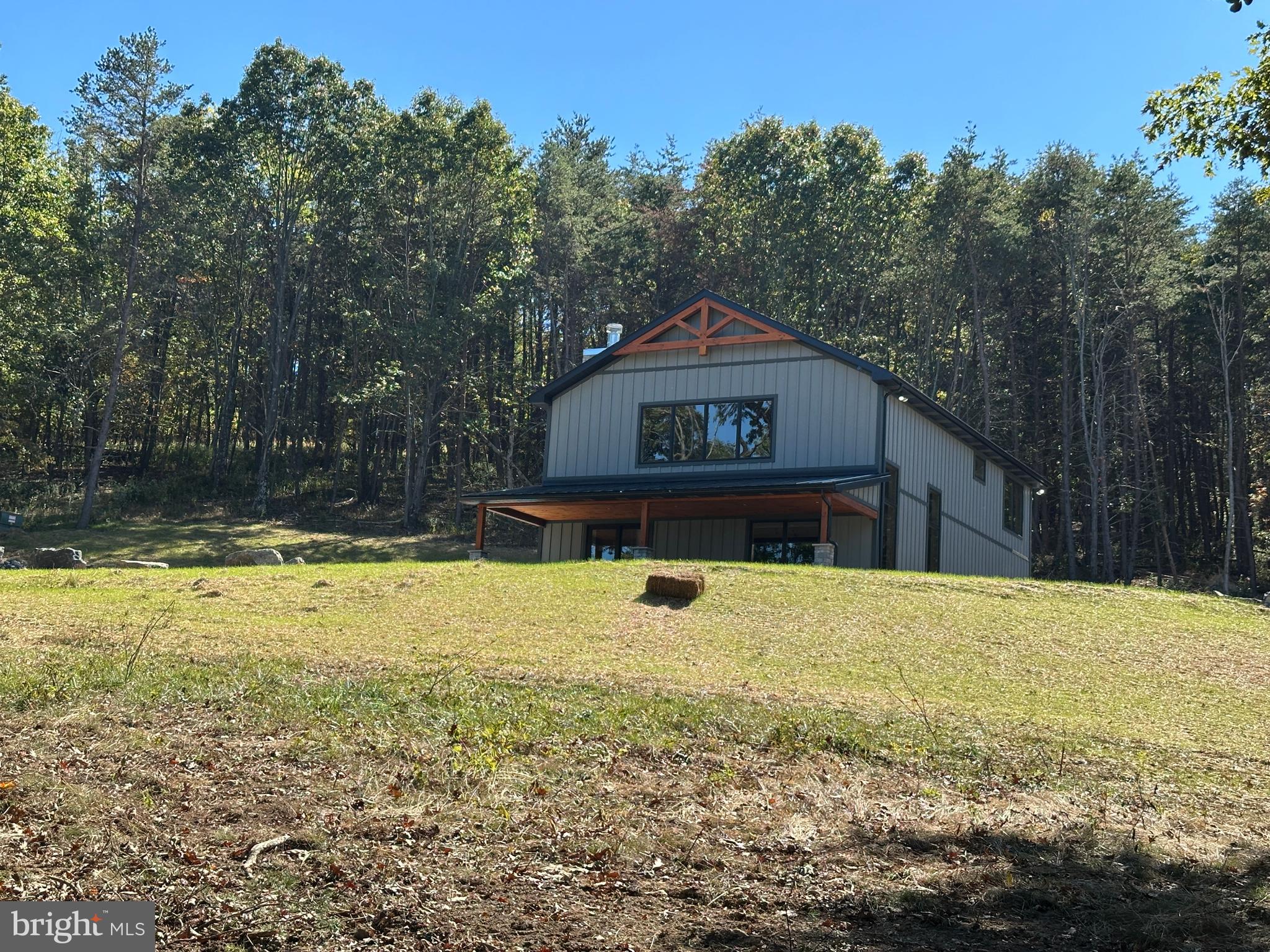 BLUFFS ON THE POTOMAC - Residential