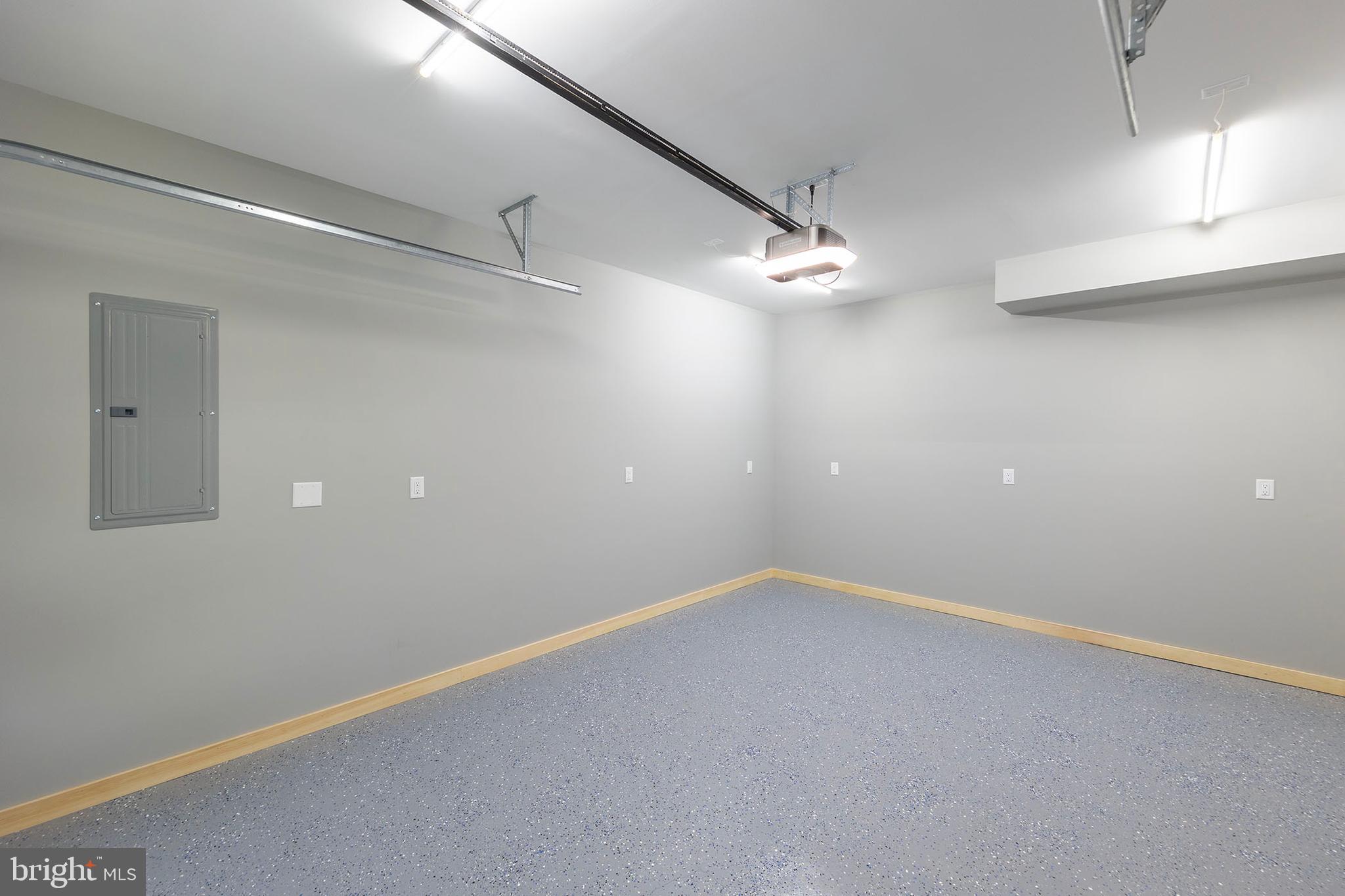 BLUFFS ON THE POTOMAC - Residential