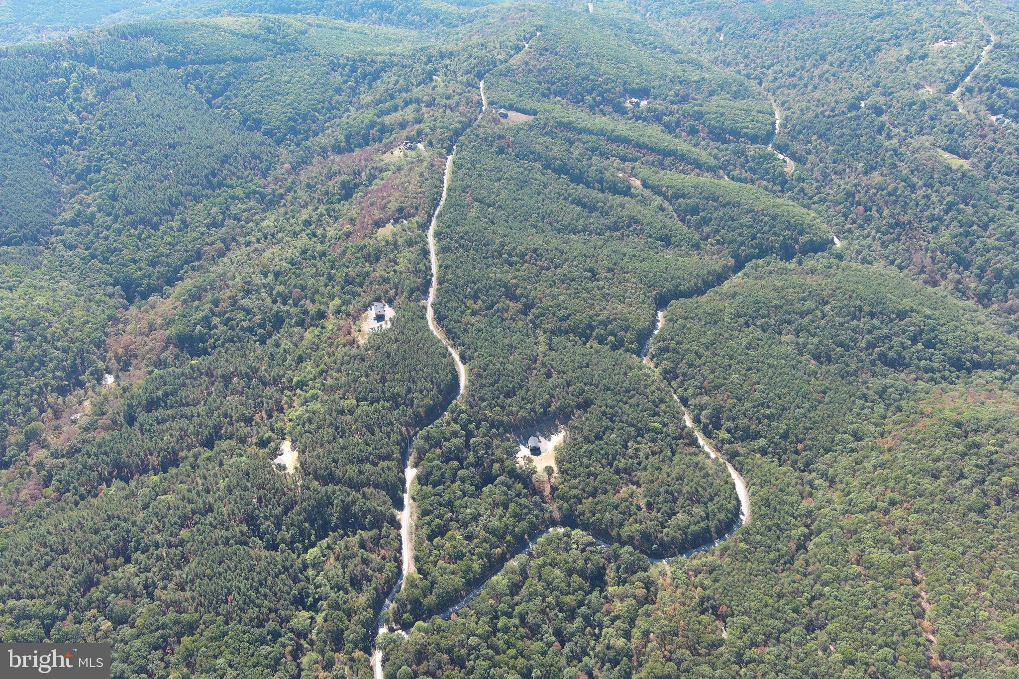 BLUFFS ON THE POTOMAC - Residential