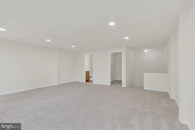 CHURCHILL TOWN SECTOR - Residential