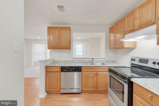 CHURCHILL TOWN SECTOR - Residential