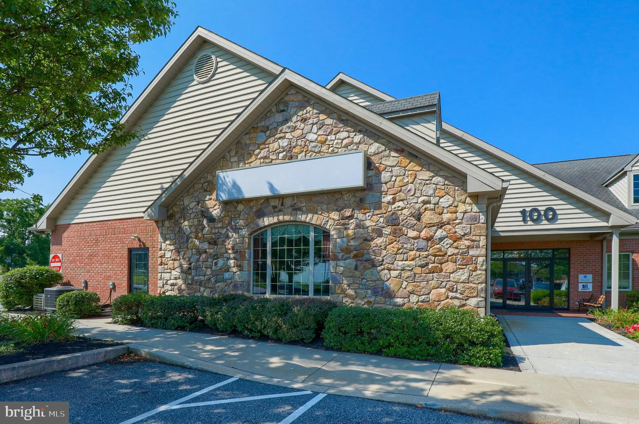 Strasburg, Pennsylvania 17579, United States, ,Residential,Pending,74581