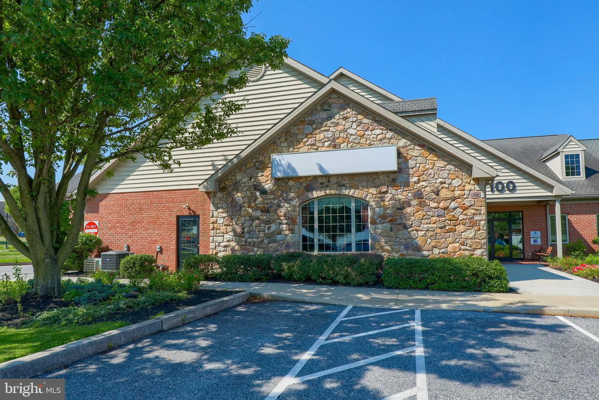 Strasburg, Pennsylvania 17579, United States, ,Residential,Pending,74581