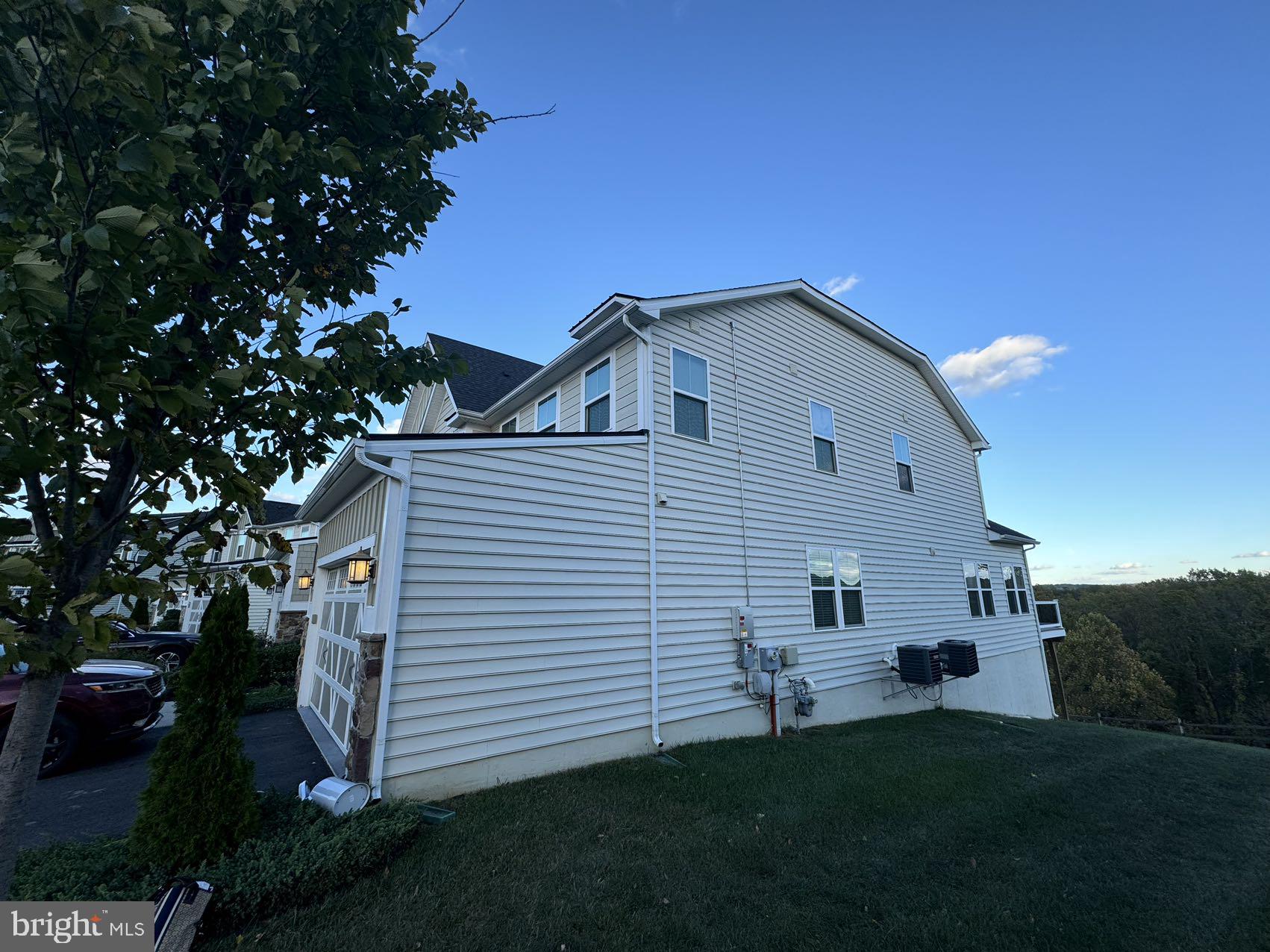 ATWATER - Residential Lease