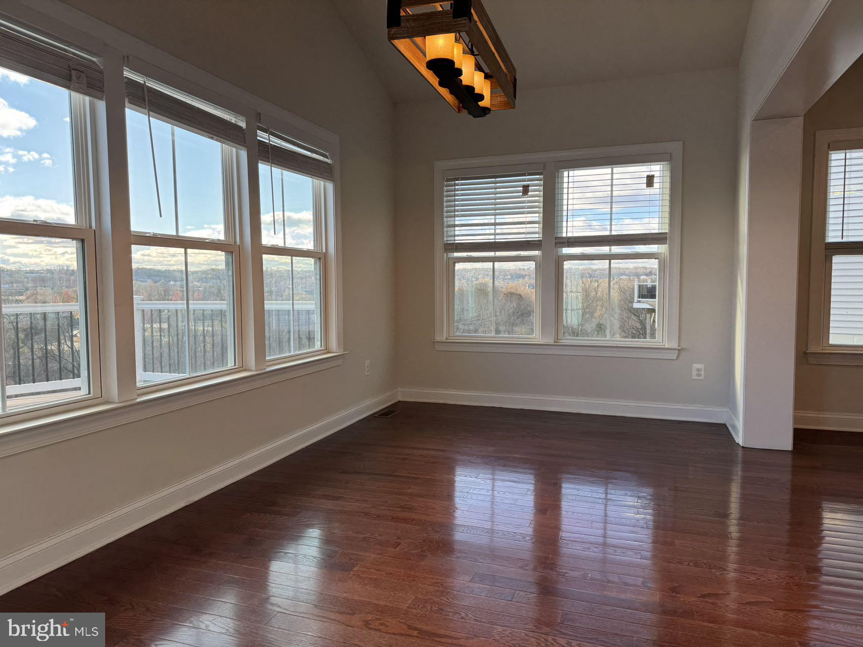 ATWATER - Residential Lease