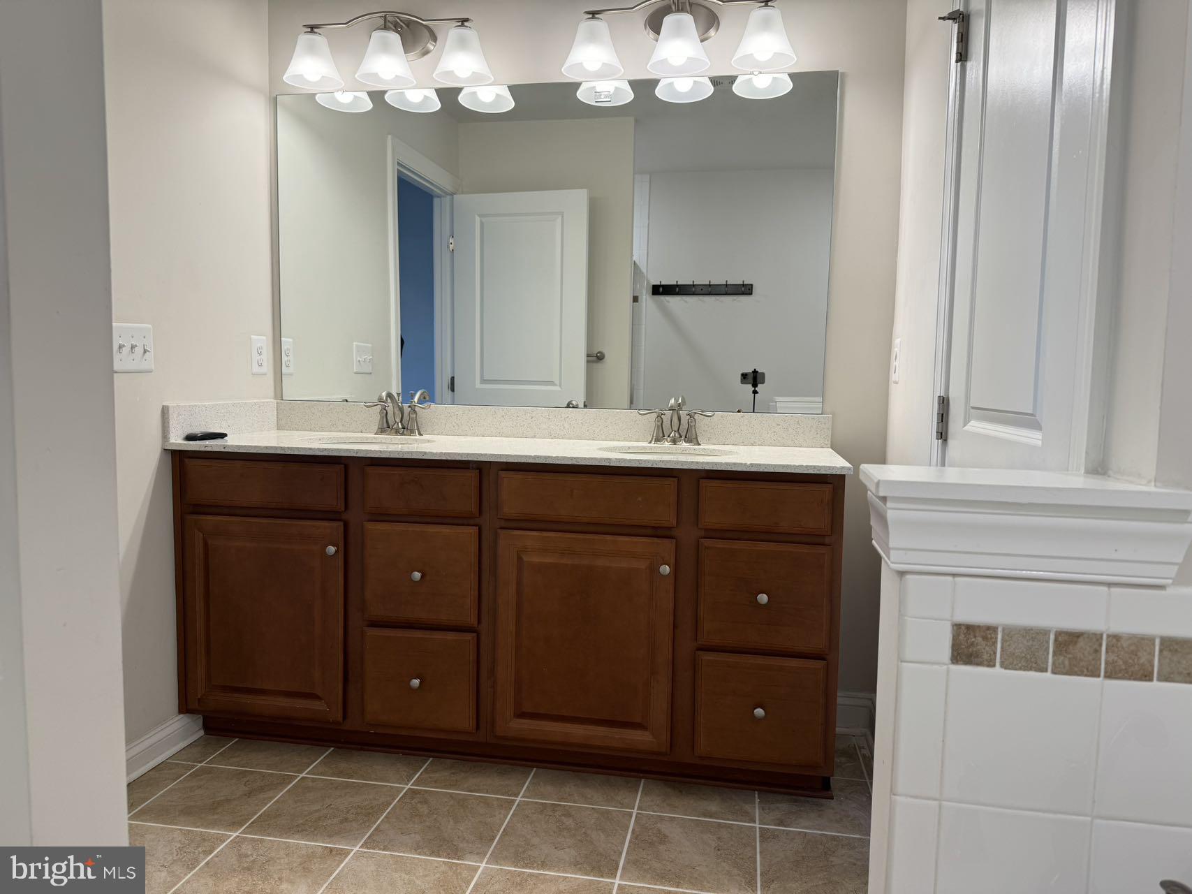 ATWATER - Residential Lease