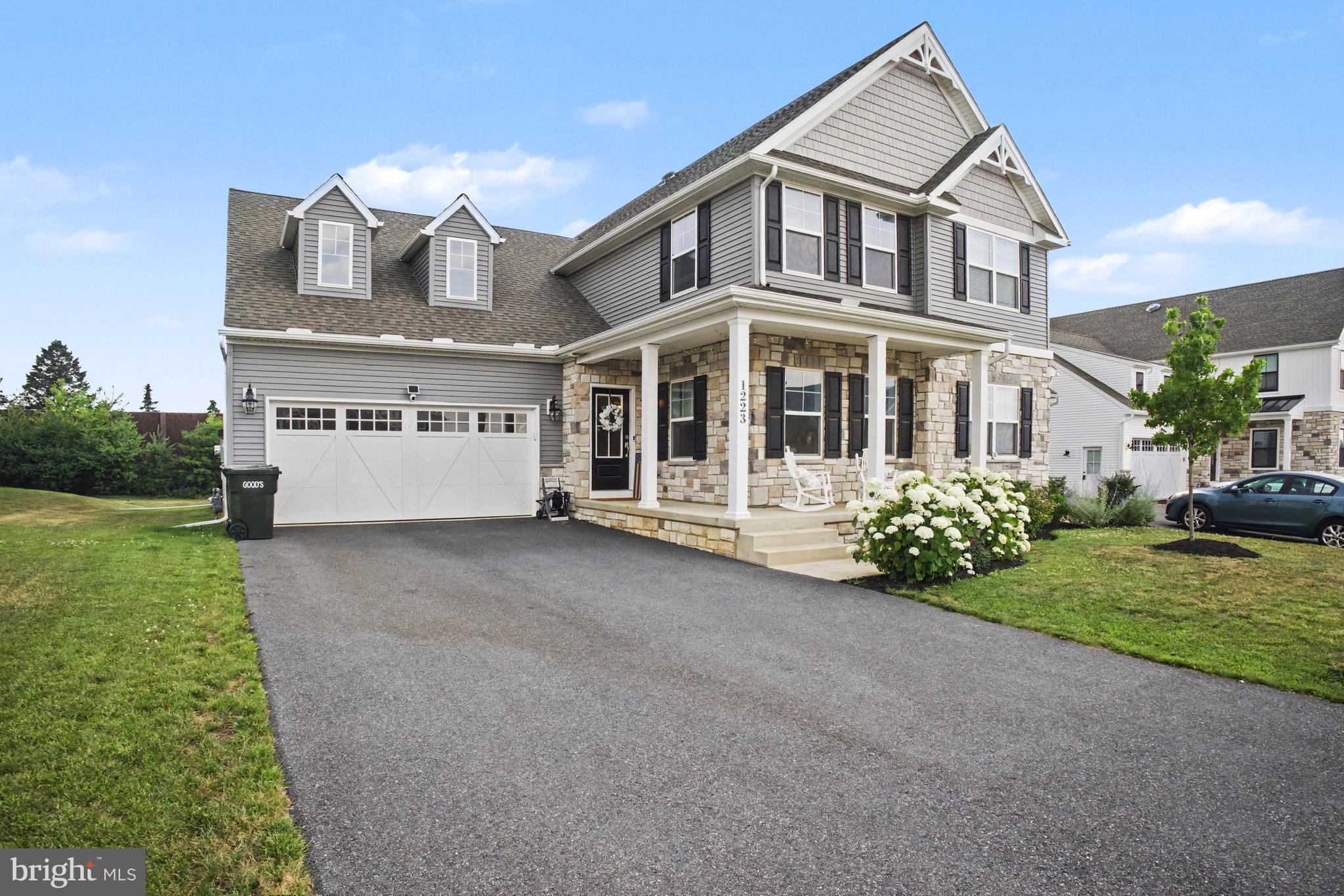 1223 HERSHEY LANE