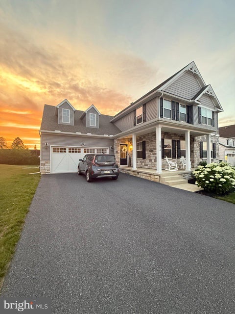 Townhouse For Sale - 1223 Hershey Lane<br/> LANCASTER, PA 17601