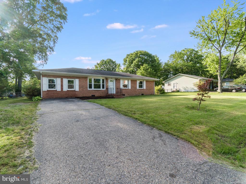 WAVERLY VILLAGE - Residential