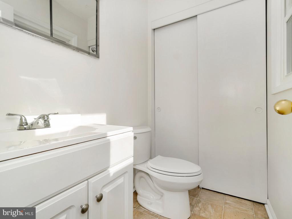 WAVERLY VILLAGE - Residential