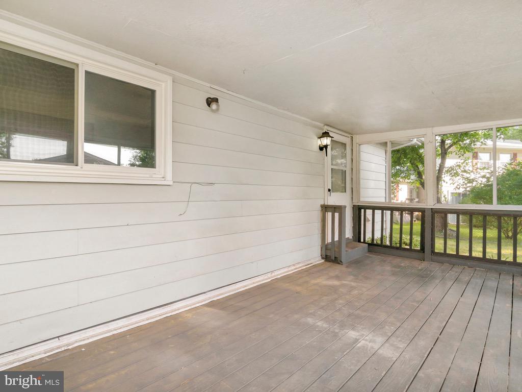 WAVERLY VILLAGE - Residential