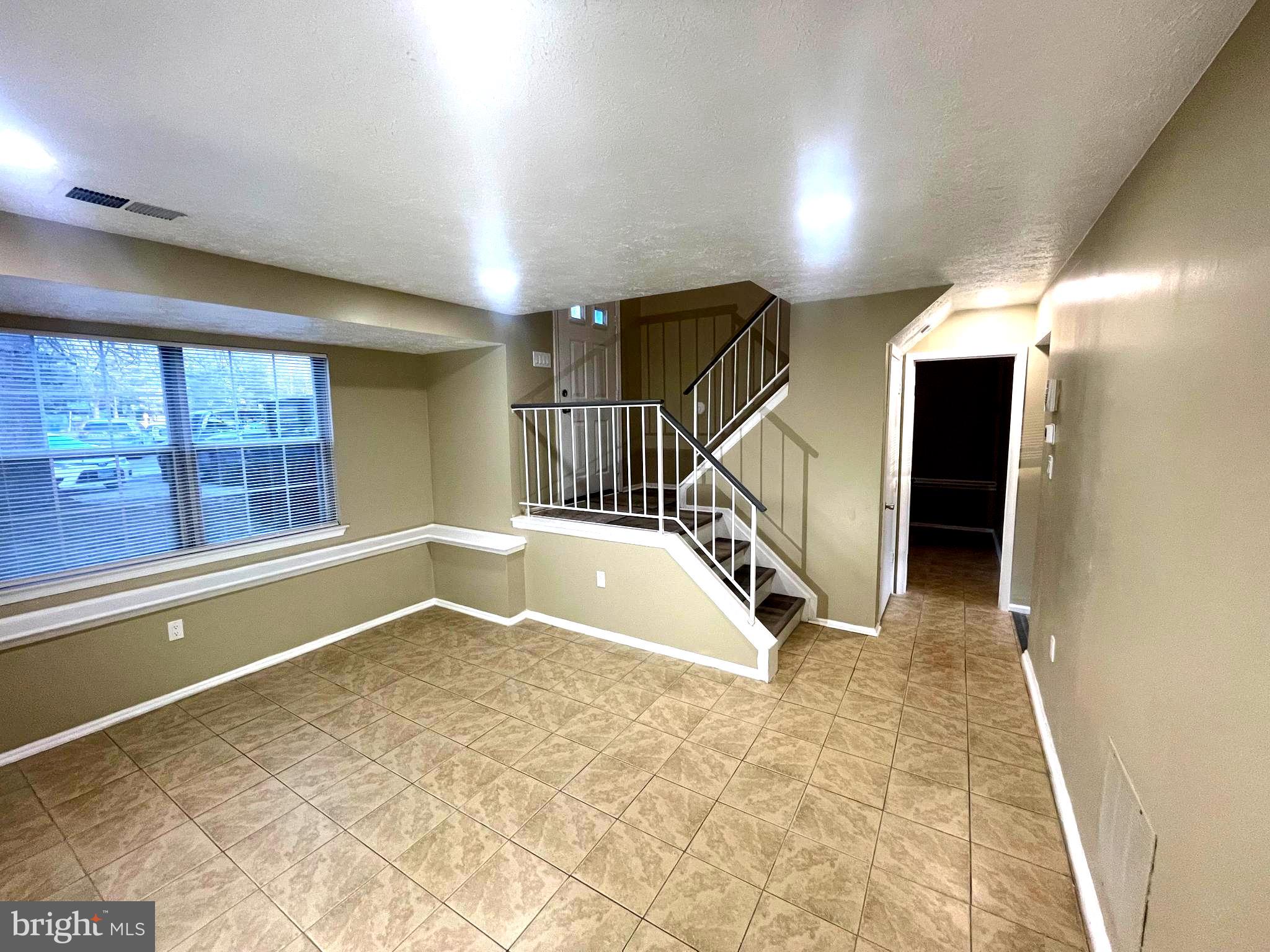 LANCASTER - Residential