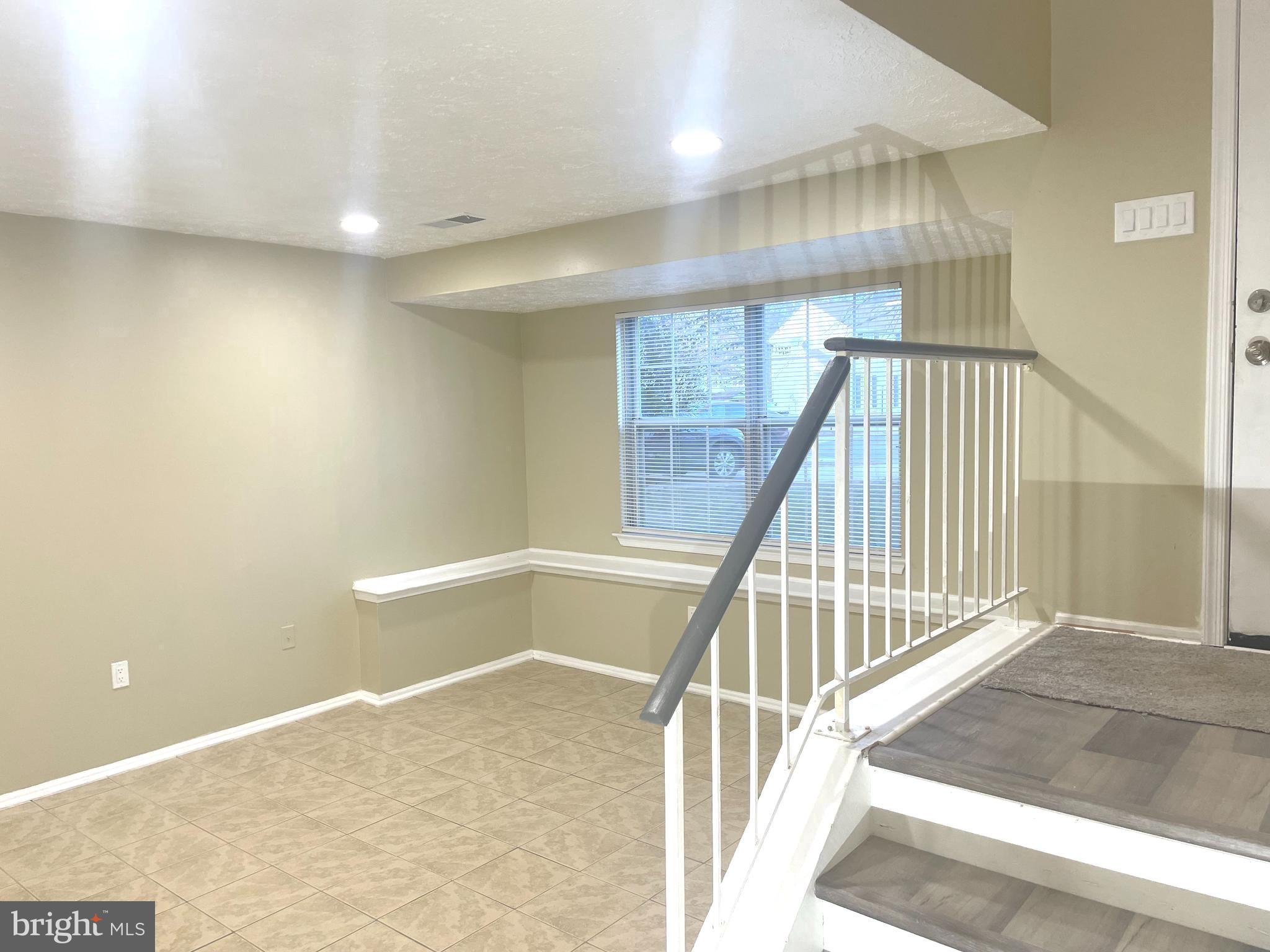 LANCASTER - Residential