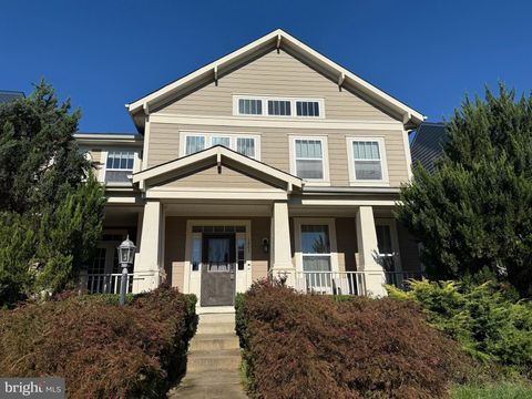 1803 IDLEWILD BOULEVARD FREDERICKSBURG VA 22401