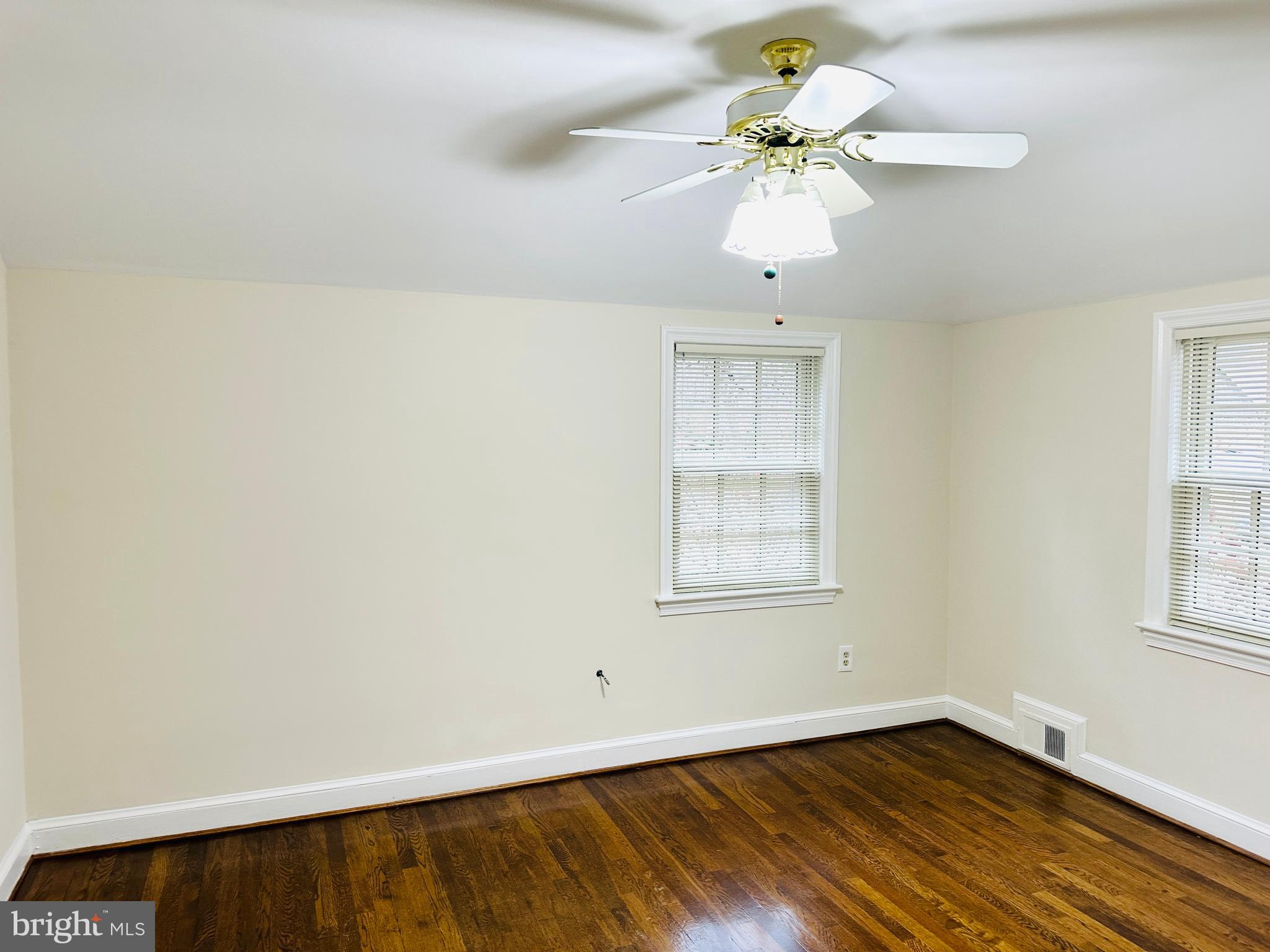 HENDRY ESTATES - Residential Lease