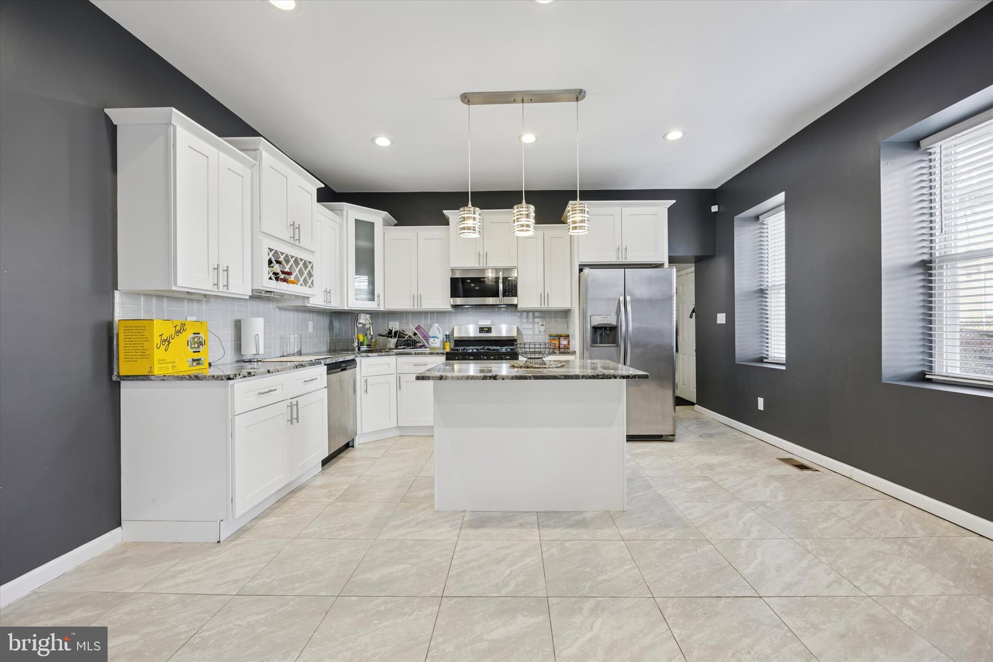 GERMANTOWN (EAST) - Residential