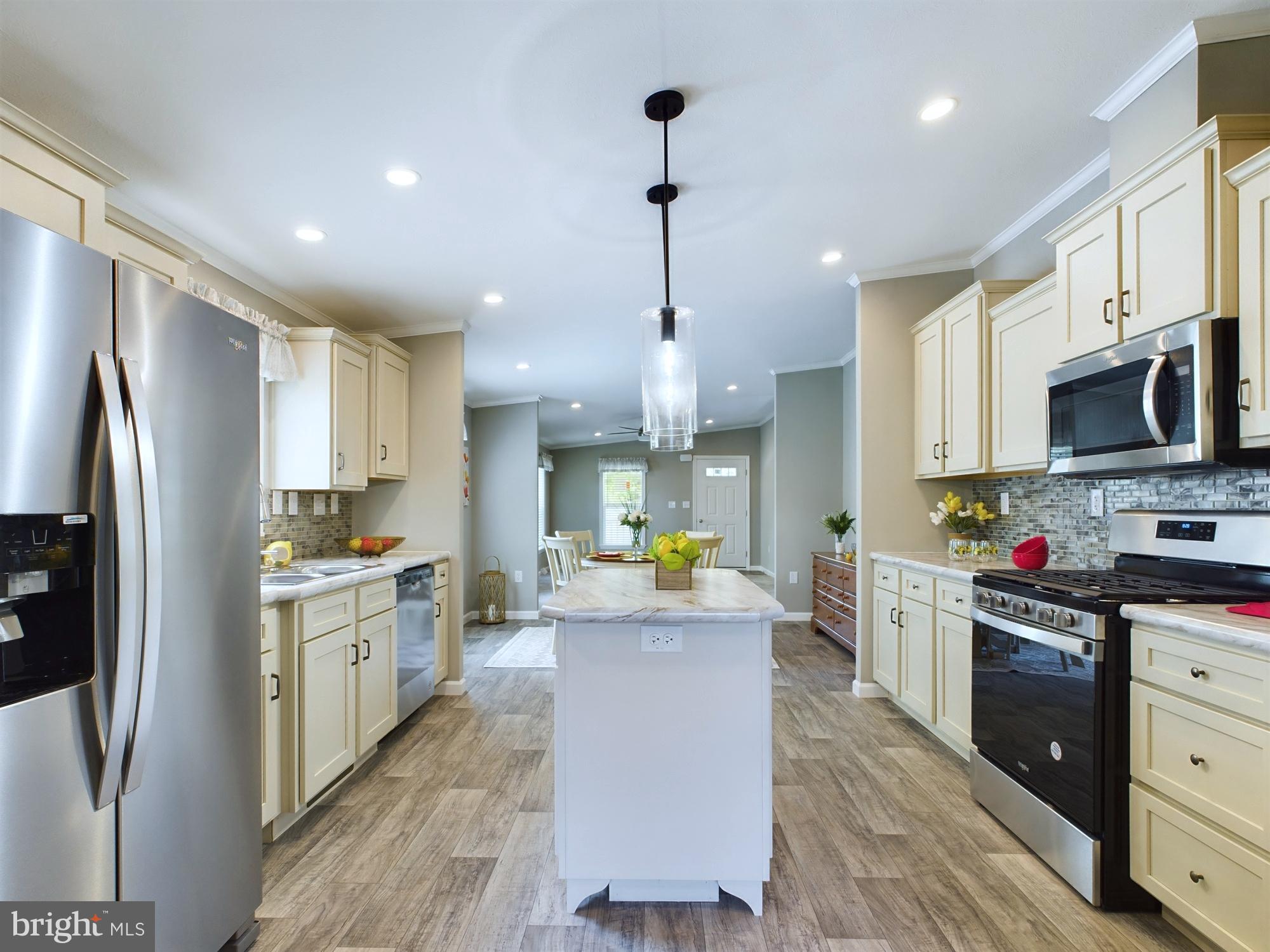 STARVIEW COUNTRYSIDE - Residential