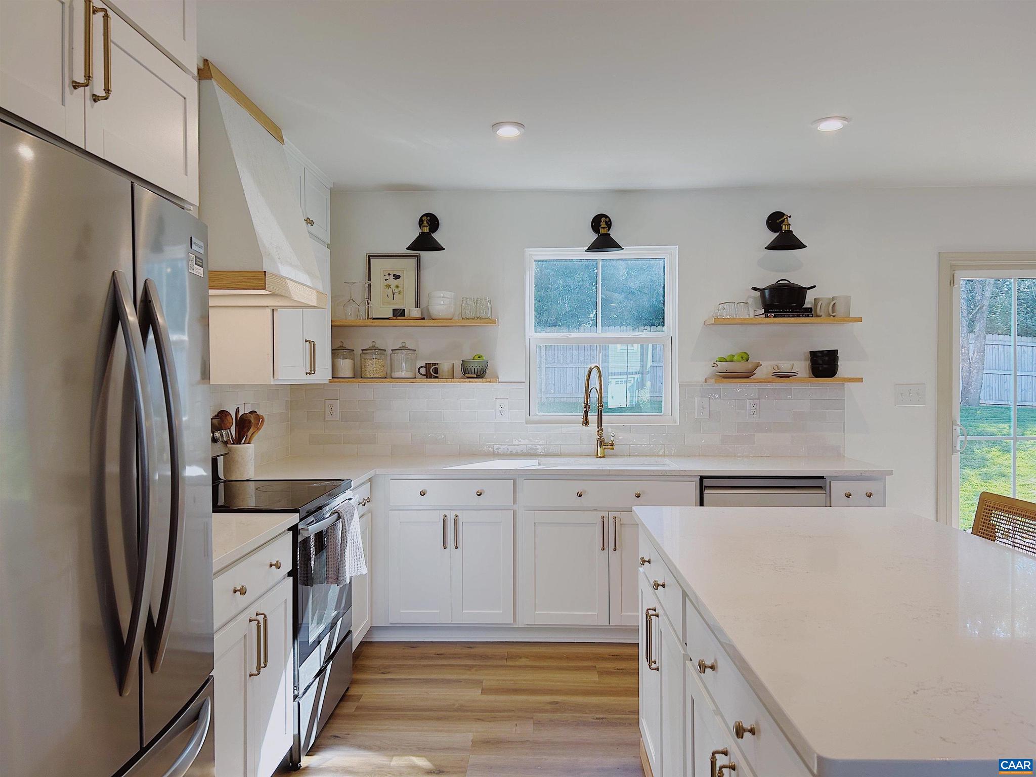 CLAYBROOK - Residential