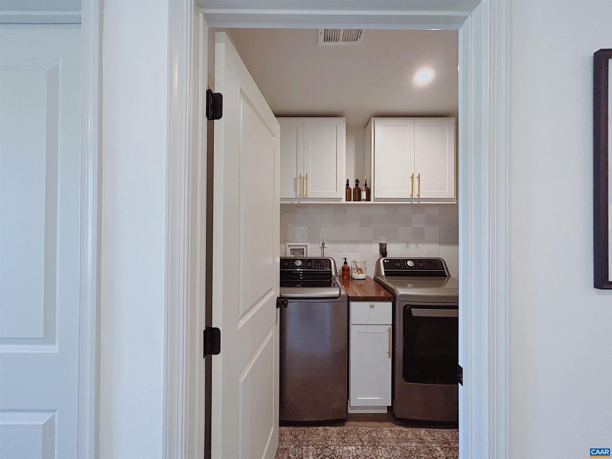 CLAYBROOK - Residential