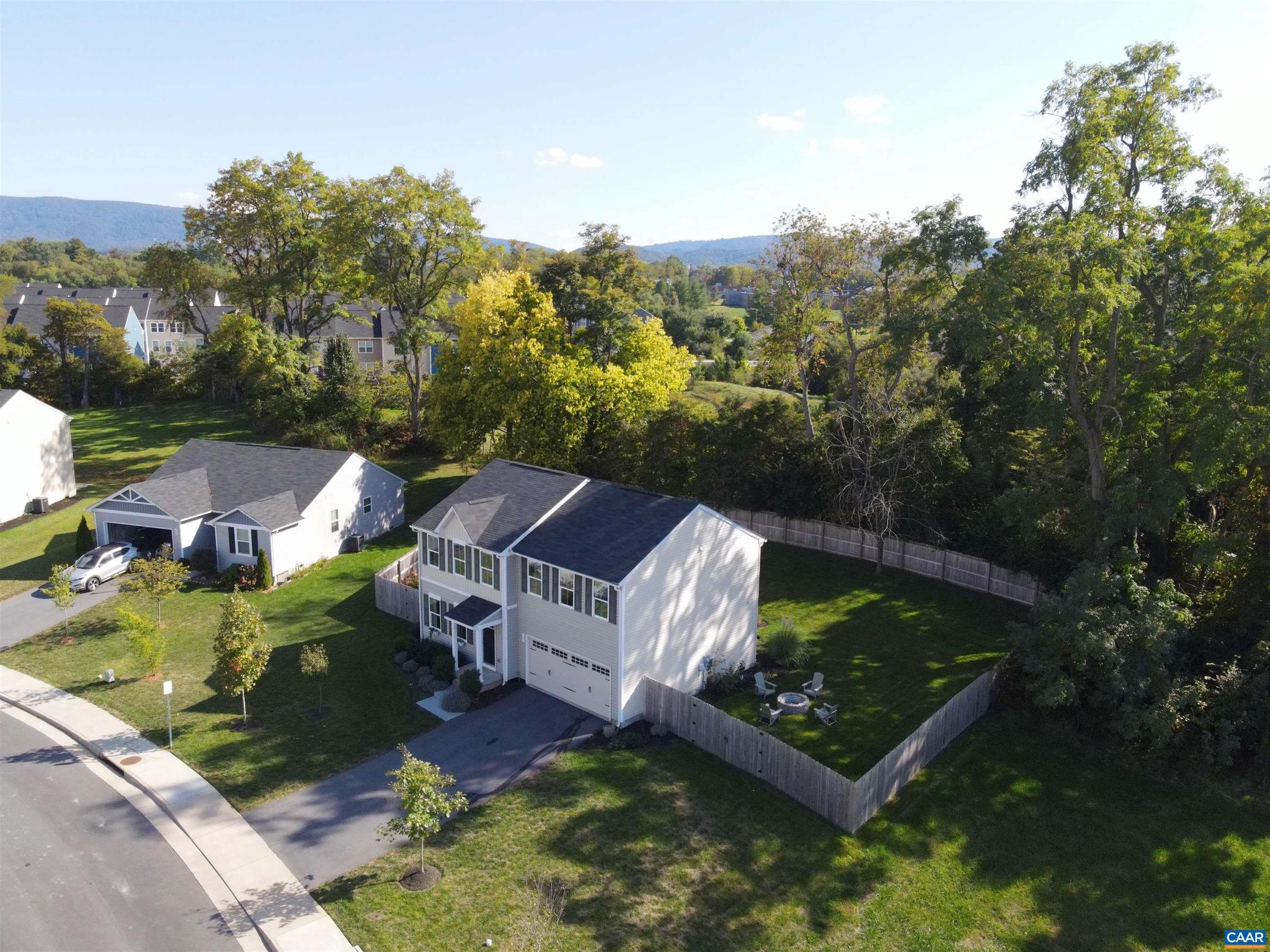 CLAYBROOK - Residential