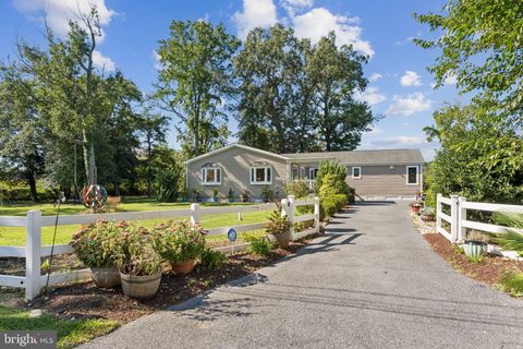 7654 BAY STREET PASADENA MD 21122