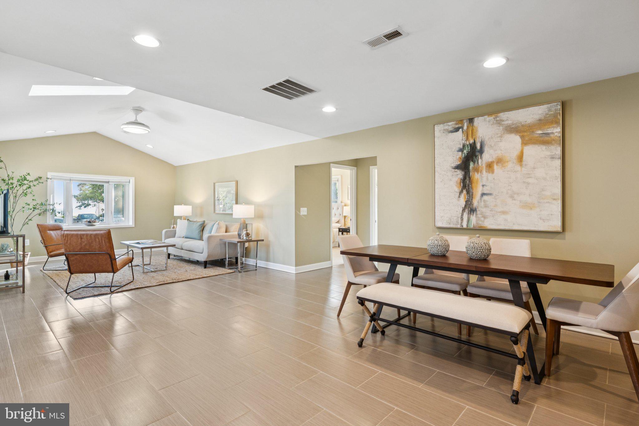 VENICE ON THE BAY - Residential