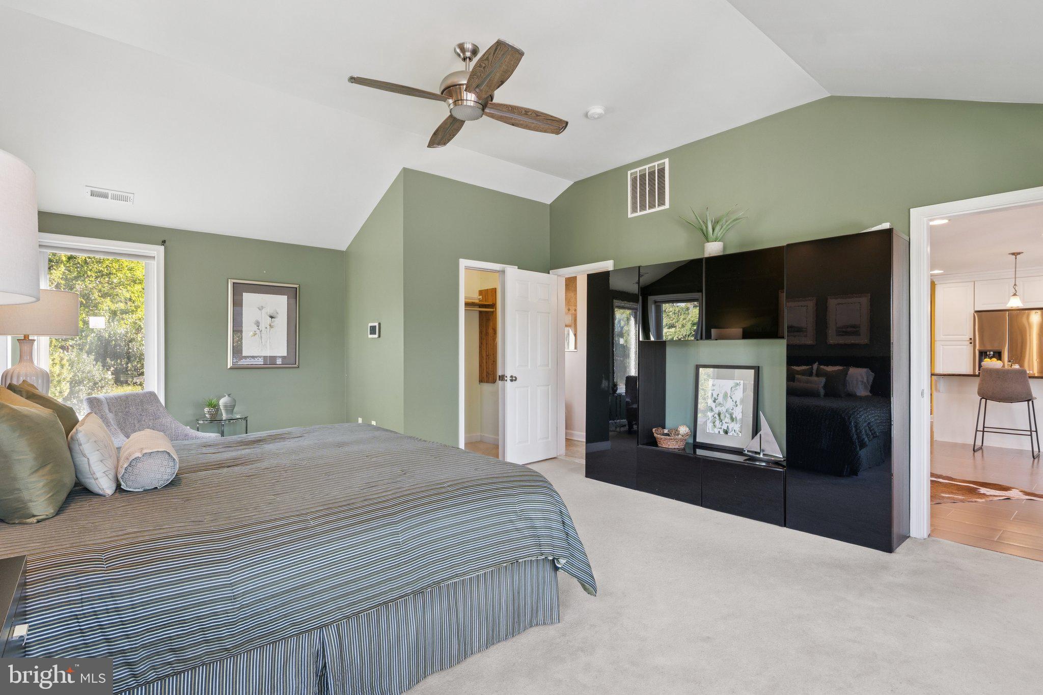 VENICE ON THE BAY - Residential