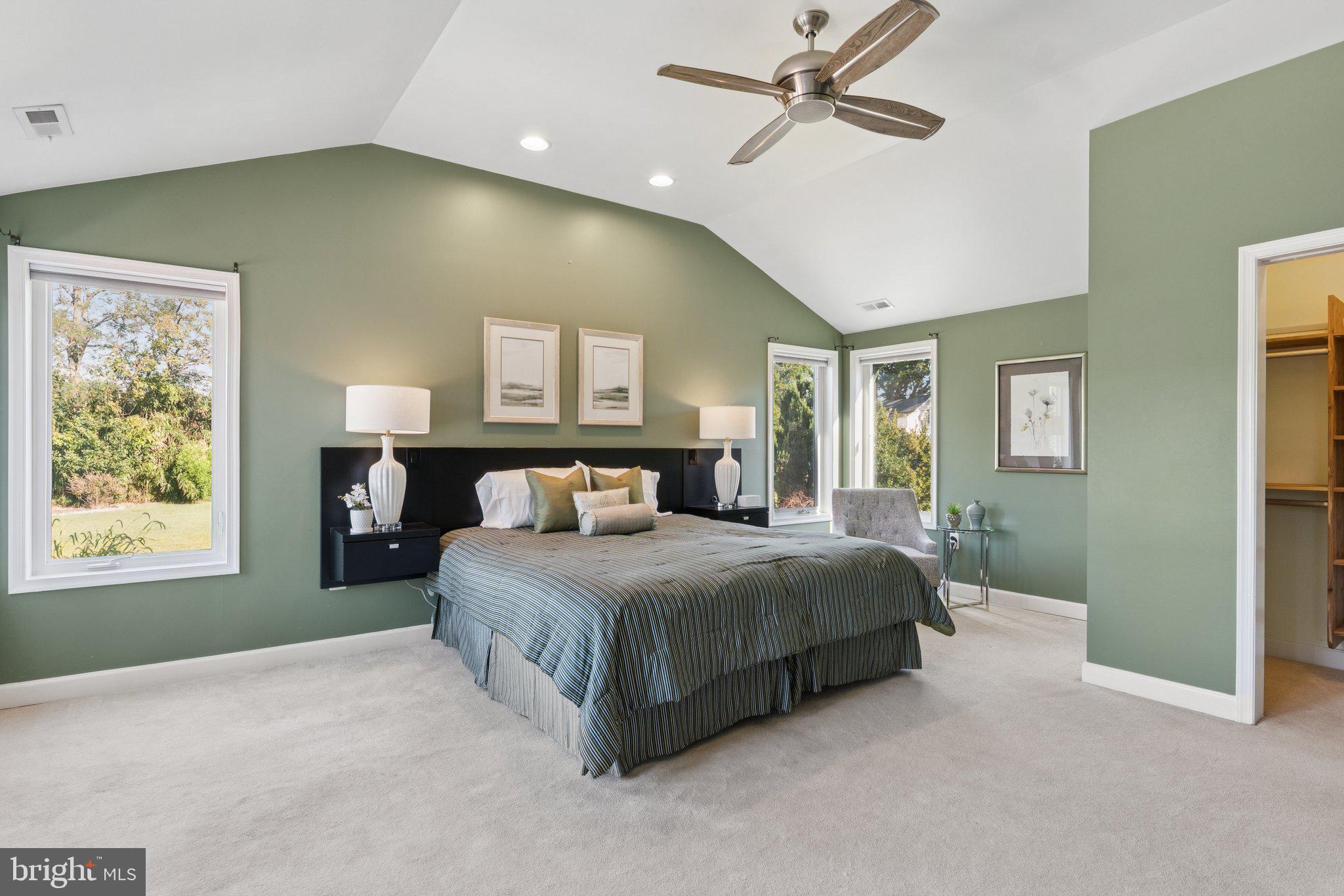 VENICE ON THE BAY - Residential