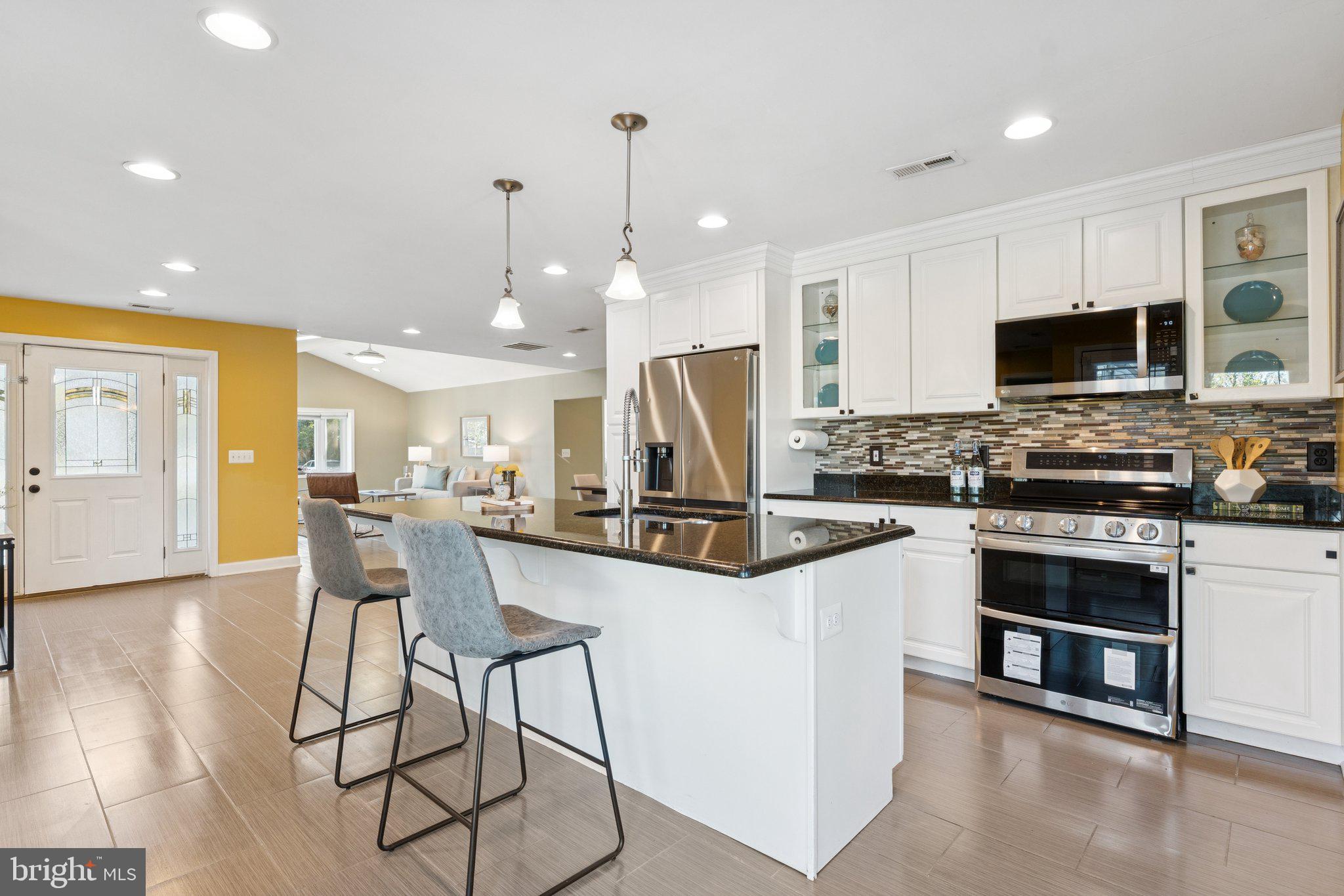 VENICE ON THE BAY - Residential