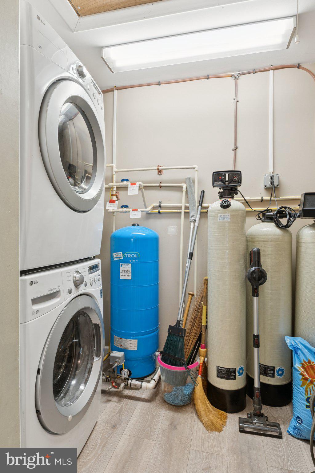 VENICE ON THE BAY - Residential