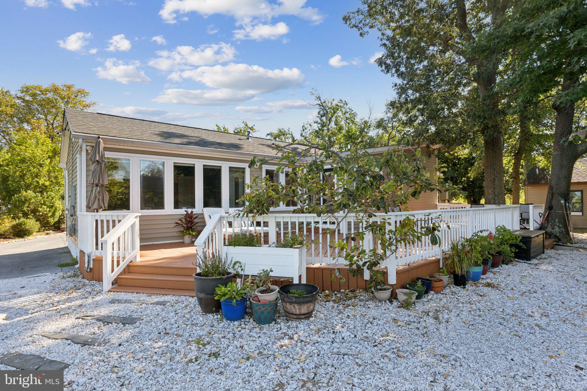 VENICE ON THE BAY - Residential