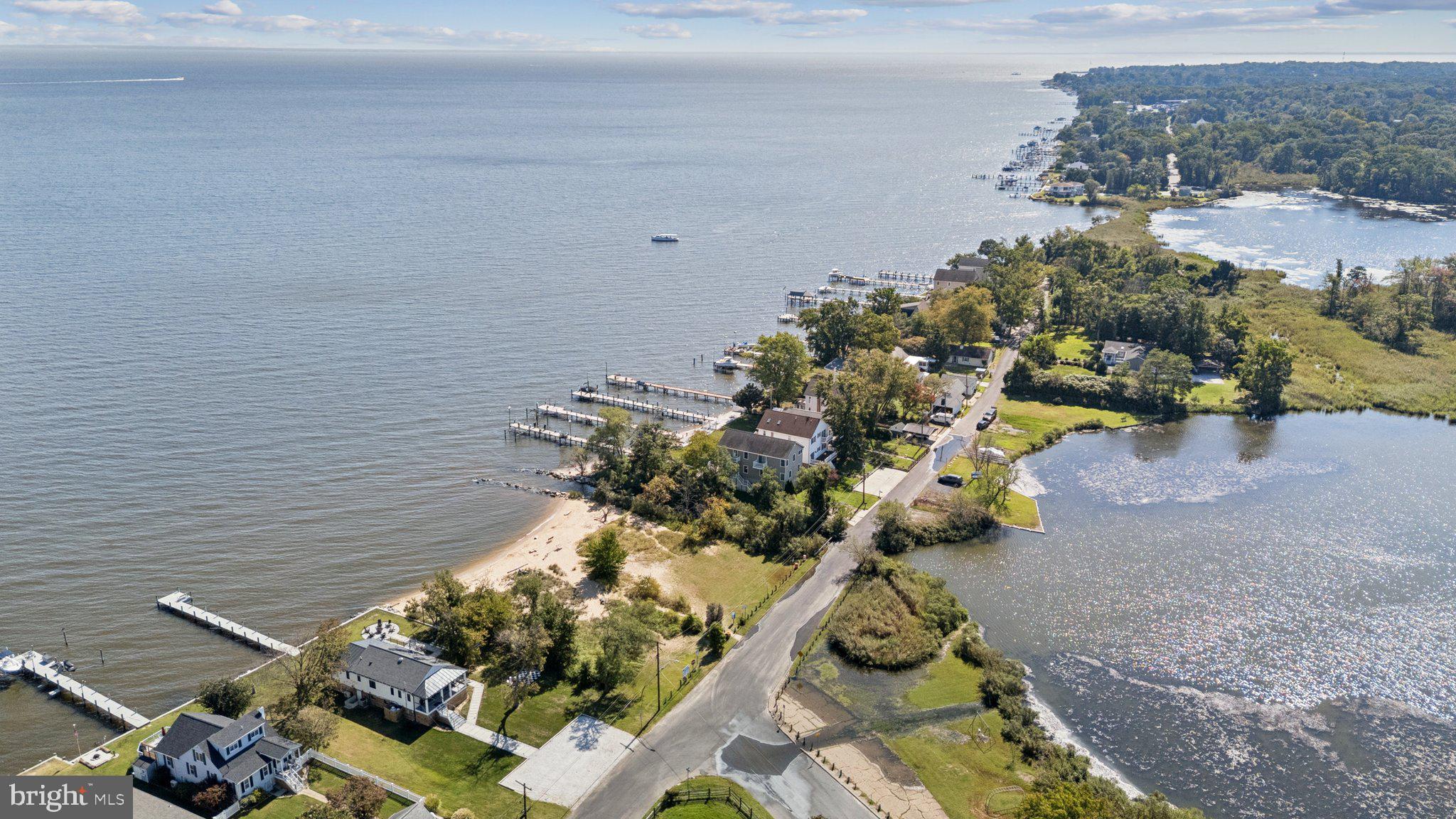 VENICE ON THE BAY - Residential