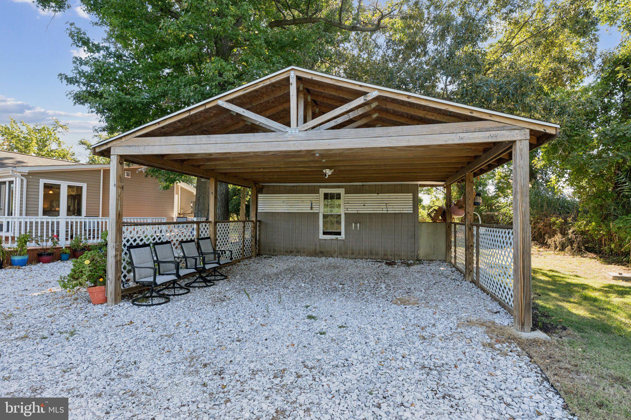 VENICE ON THE BAY - Residential
