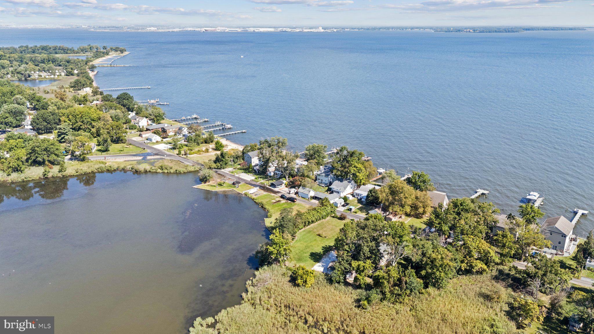 VENICE ON THE BAY - Residential