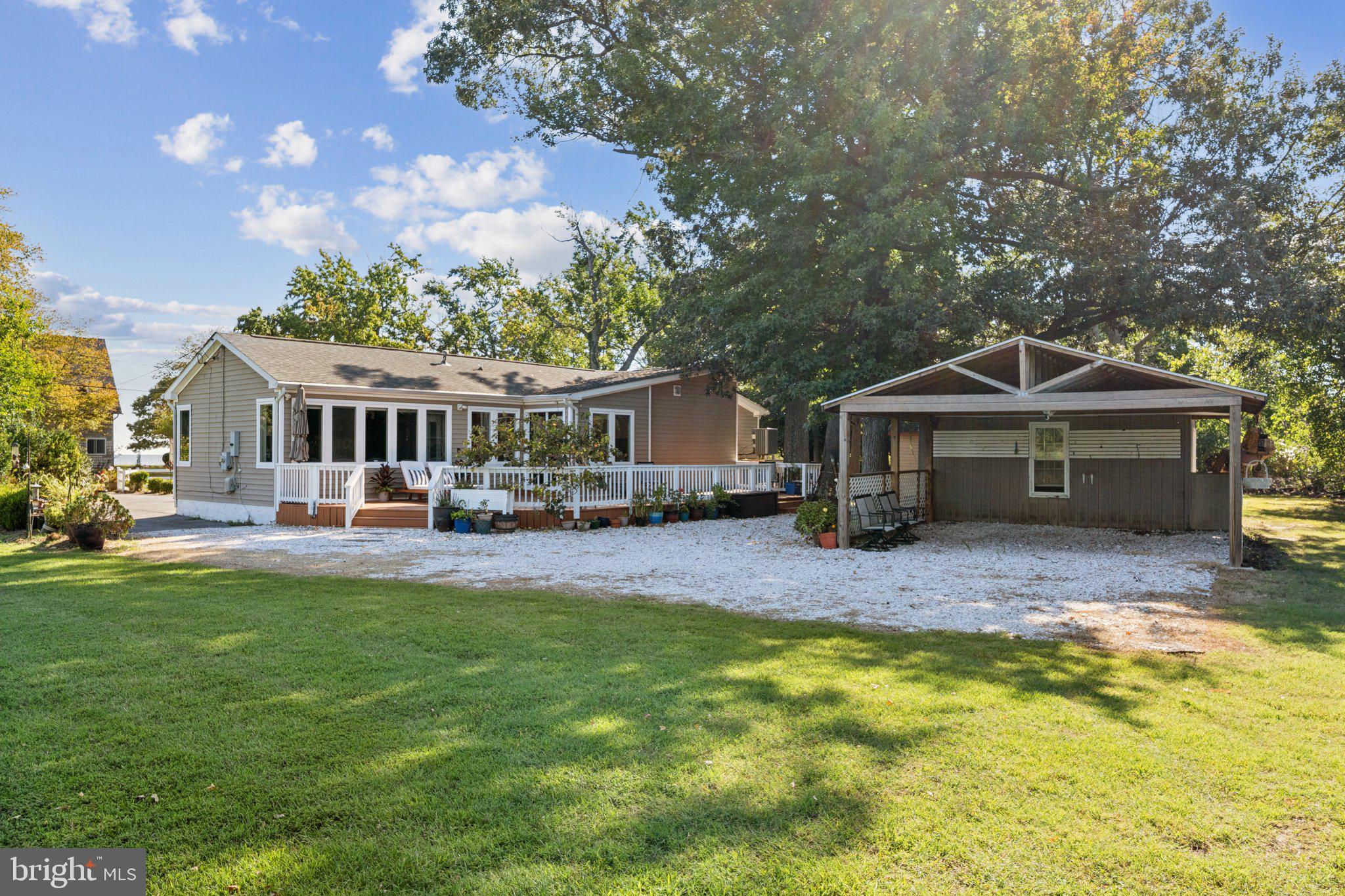 VENICE ON THE BAY - Residential