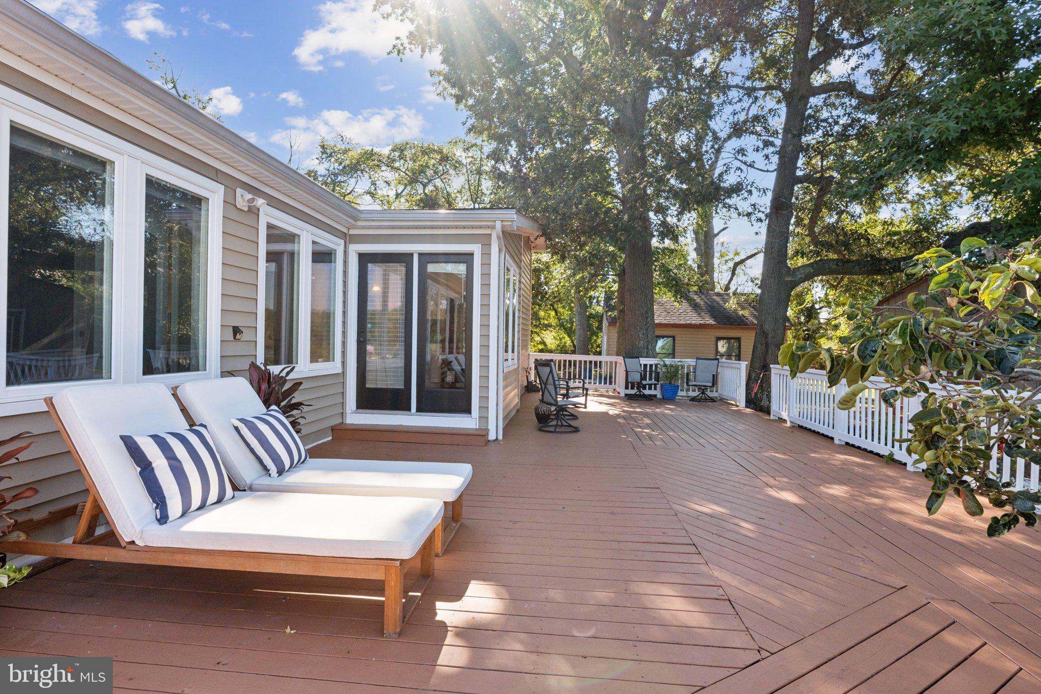 VENICE ON THE BAY - Residential